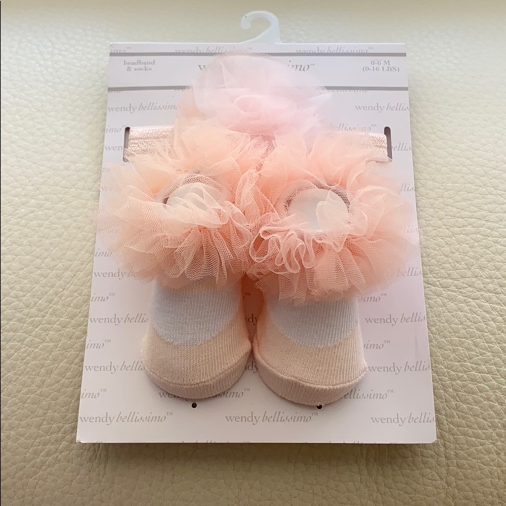 “Wendy Bellissimo” Baby Girl Lace Headband/Socks